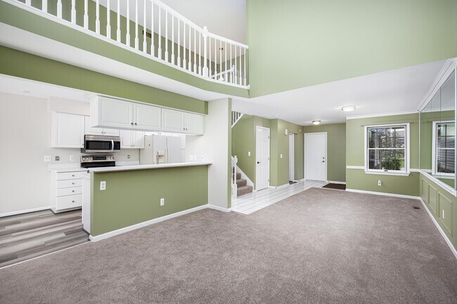 Building Photo - 45085 Horseshoe Dr