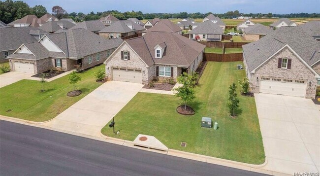 Building Photo - 211 Lee Audis Ln