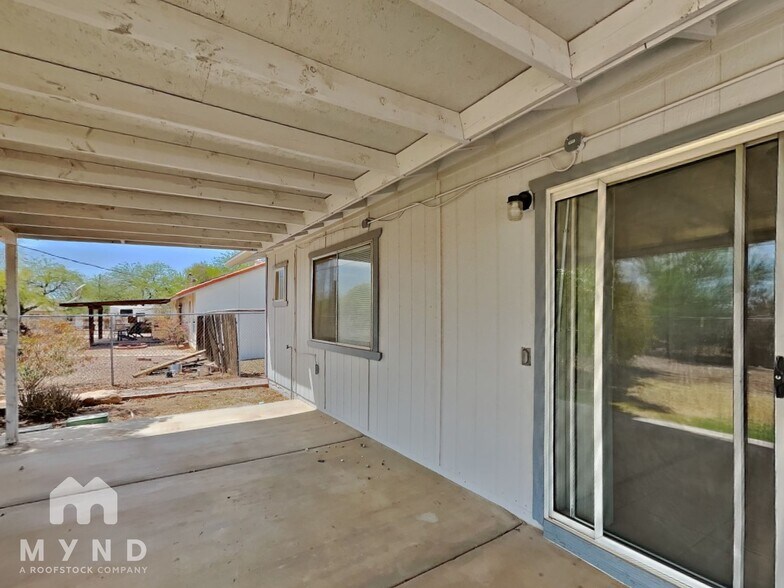 Building Photo - 11325 E Elton Ave