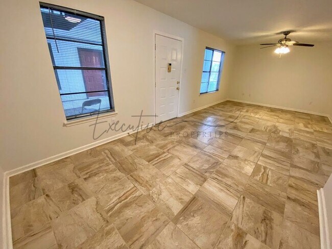 Building Photo - Willows Apartments