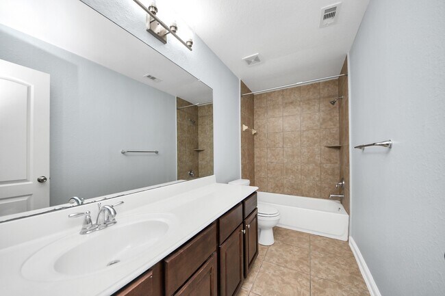Building Photo - 19046 Sweet Springs Ln