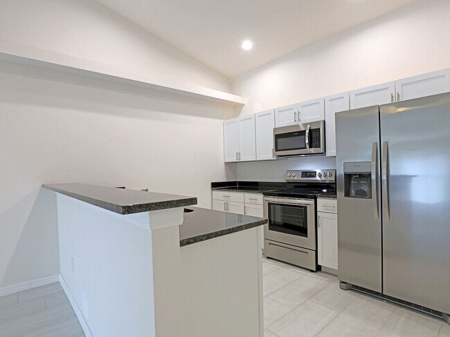 Building Photo - Cape Coral 826