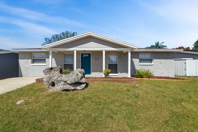 Primary Photo - 4 Bedroom Home in Clearwater, FL