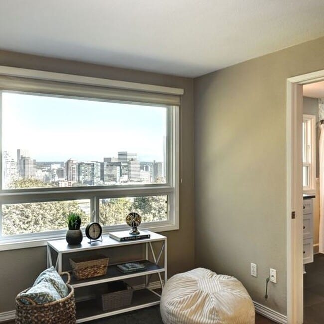 Building Photo - Beautiful 4 Bed, 3.5 Bath Rental home in G...
