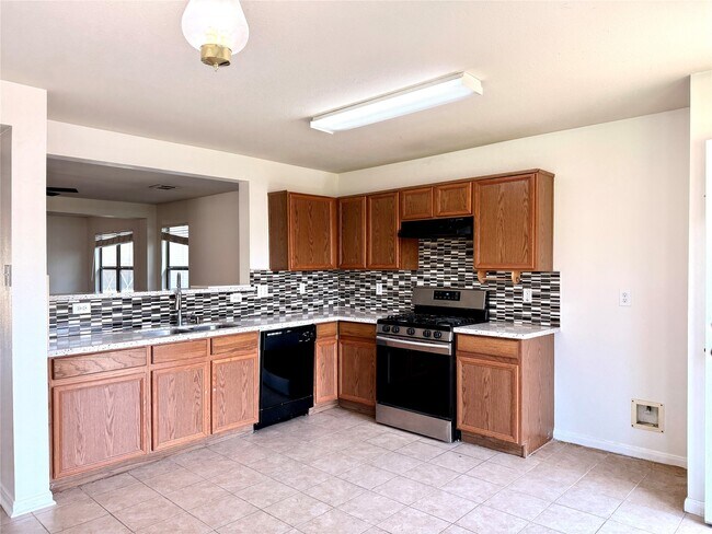 Building Photo - 16127 Cole Bridge Ln