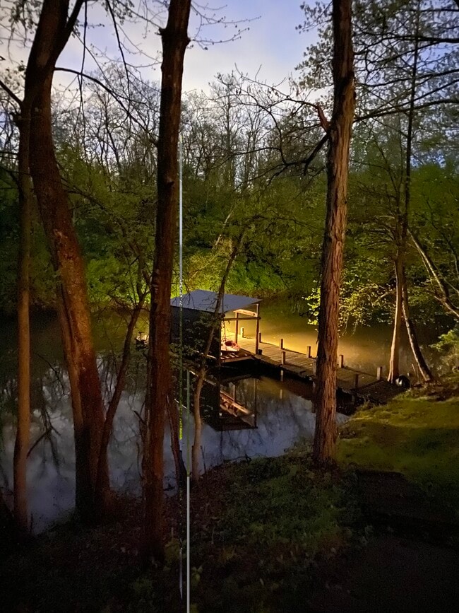 Building Photo - 57 West Hazel Dell Ln