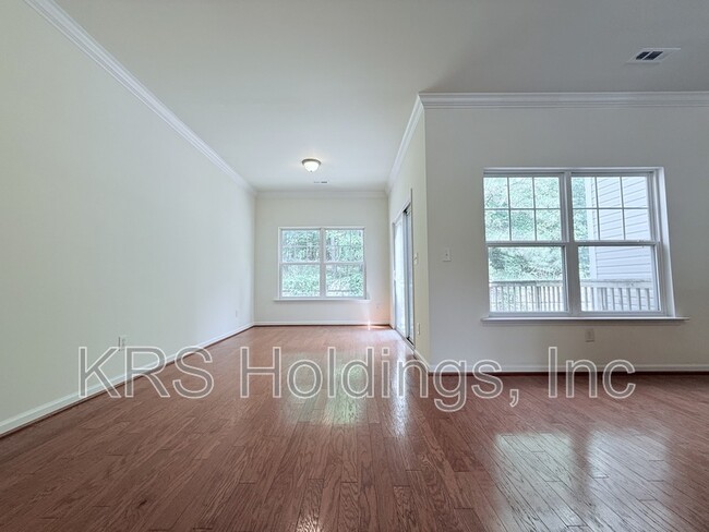 Building Photo - 11918 Field Towne Ln