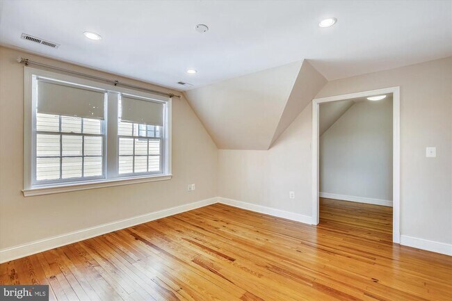 Building Photo - 10202 Frederick Ave
