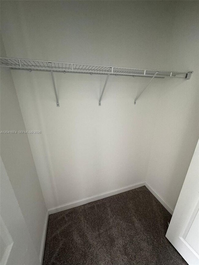 Building Photo - 285 SW 159th Dr