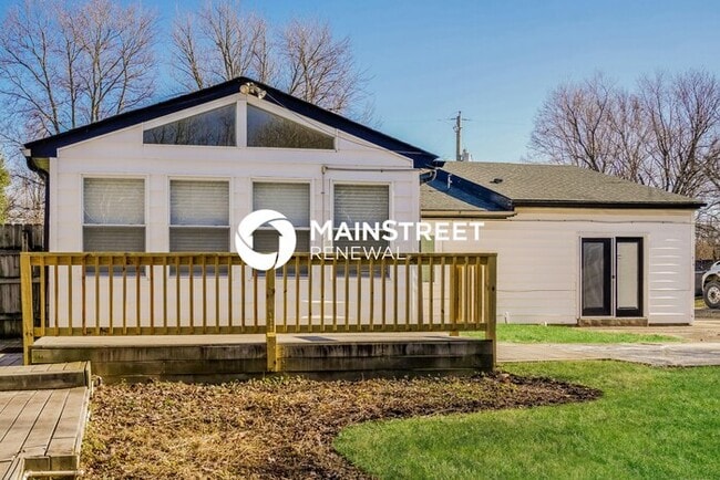 Building Photo - 3 Bedroom Pet-Friendly Home in LOUISVILLE, KY with Main Street Renewal