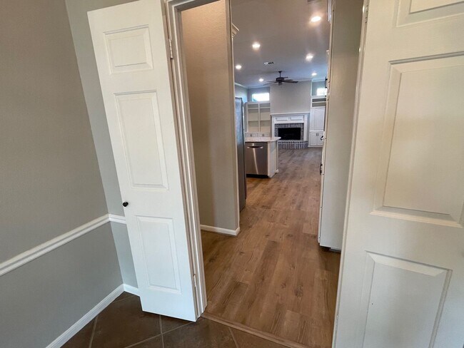 Building Photo - Amazing Midway ISD Home