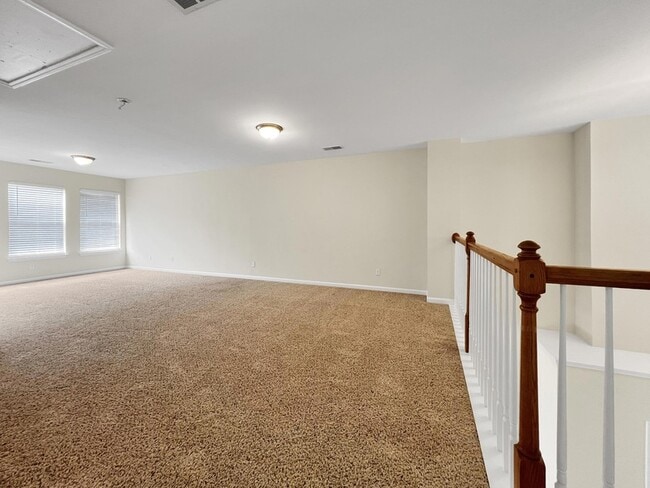 Building Photo - 4824 Willow Brook Ln