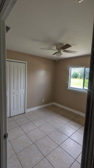 Primary Photo - 513 Meadow Rd
