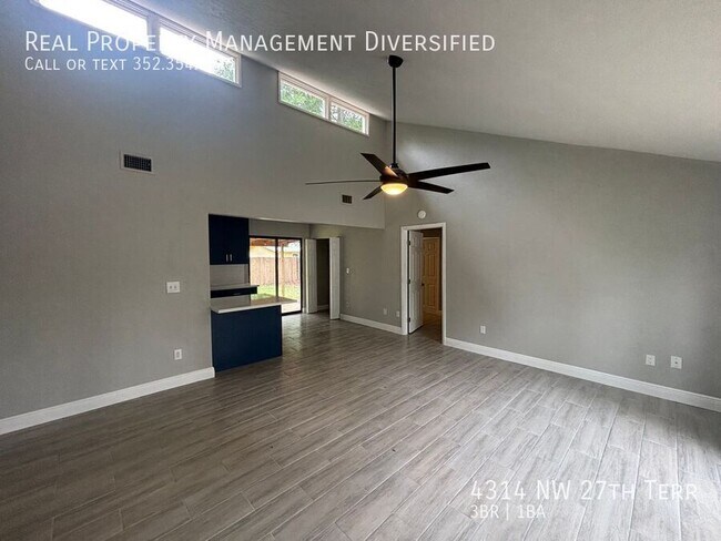 Building Photo - 4314 NW 27th Terrace