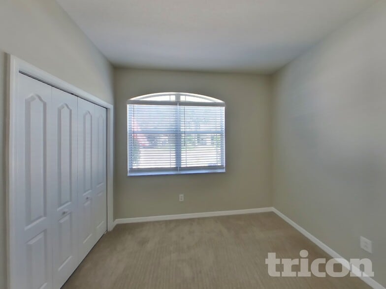 Building Photo - 12423 Ridgedale Dr