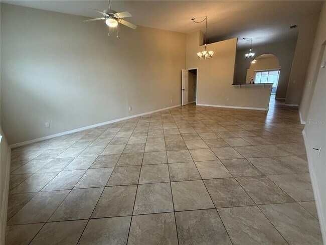 Building Photo - 4 Wood Amber Ln