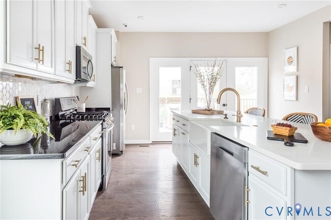 Building Photo - 1133 Broad Hill Dr