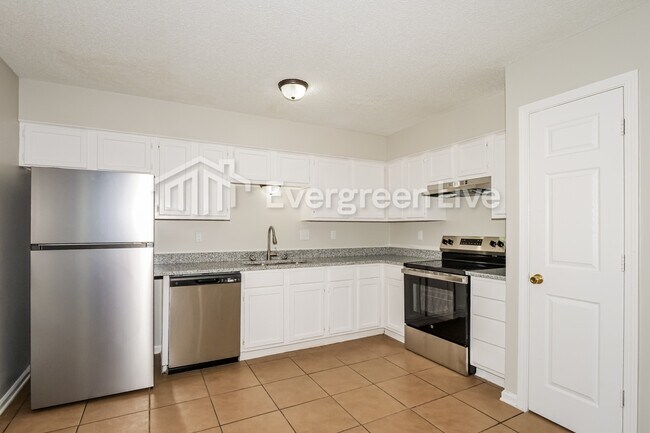 Building Photo - 261 Gracewood St