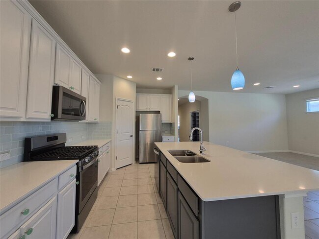 Building Photo - 108 Calhoun Ln