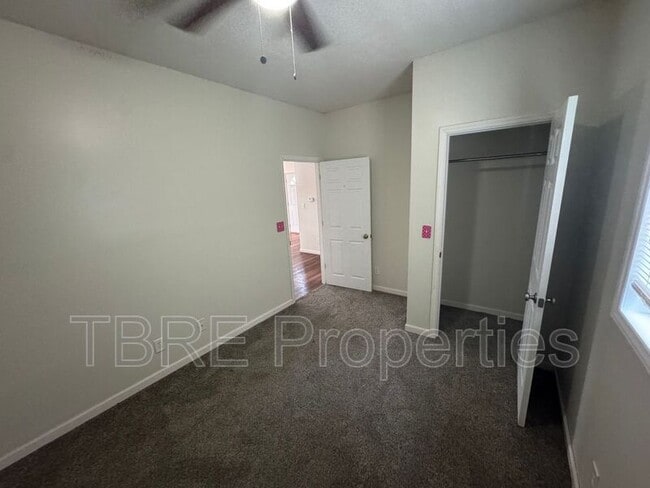 Building Photo - 178 Pvt Dr 720