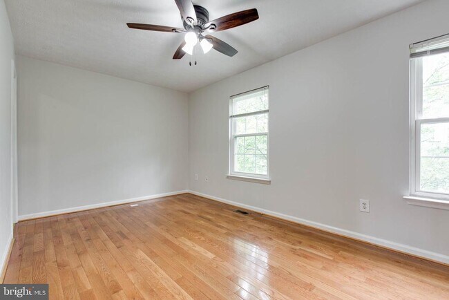 Building Photo - 8125 Gray Stone Ln