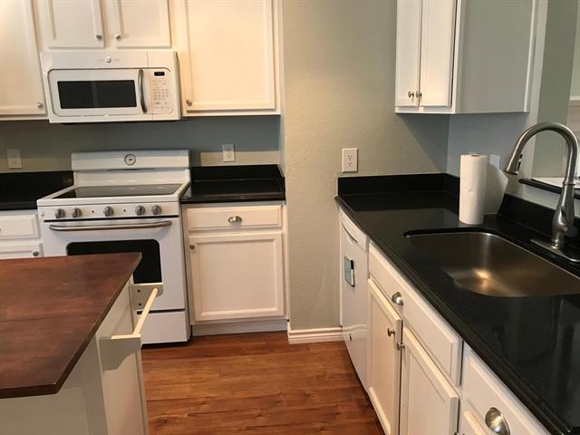 Building Photo - 3016 Penniman Rd