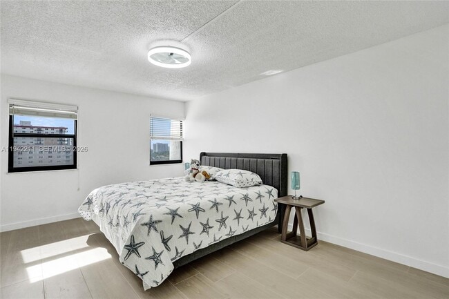 Building Photo - 1201 S Ocean Dr