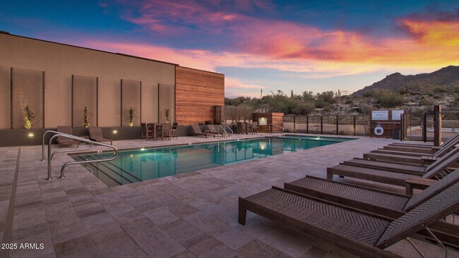 Building Photo - 6525 E Cave Creek Rd