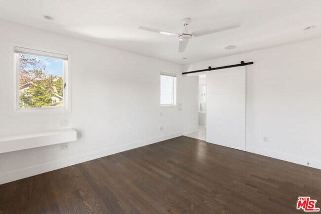 Building Photo - 4525 Melbourne Ave