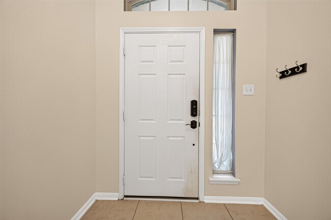 Building Photo - 6847 Tammany Manor Ln