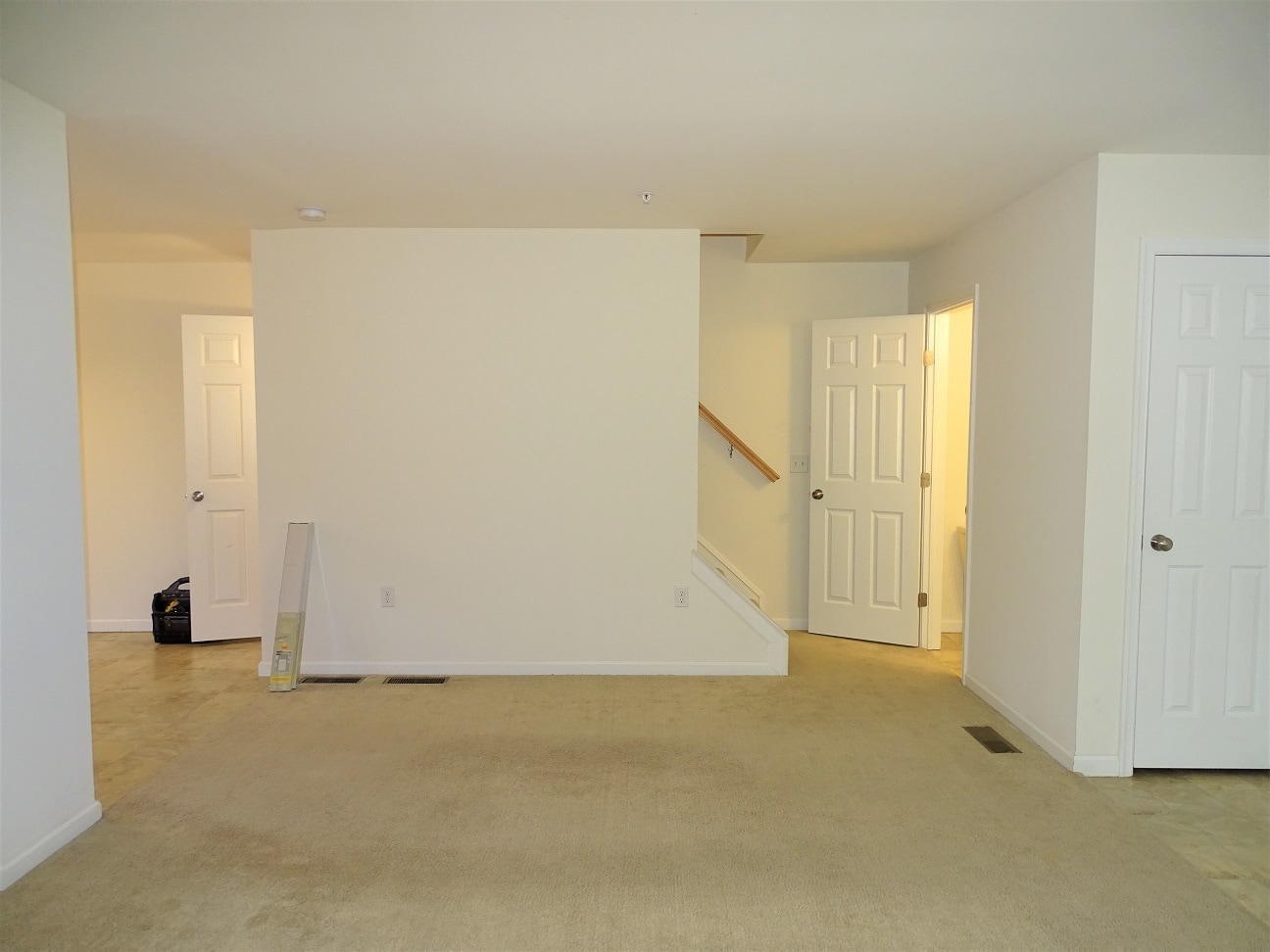 Building Photo - 346 Alexandria Ct