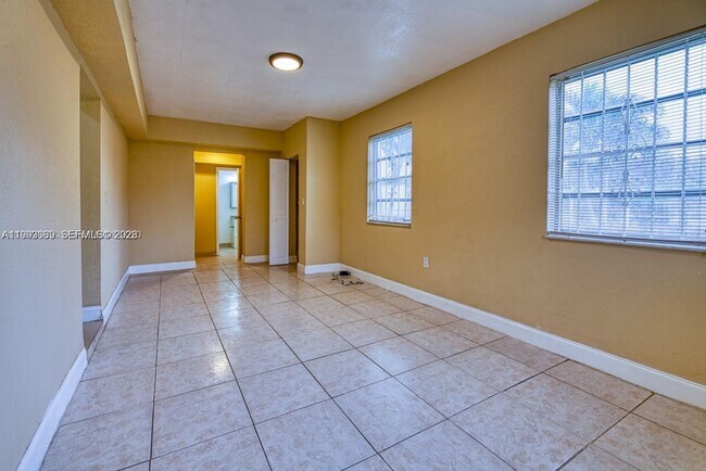 Building Photo - 13005 NW 8th Ave