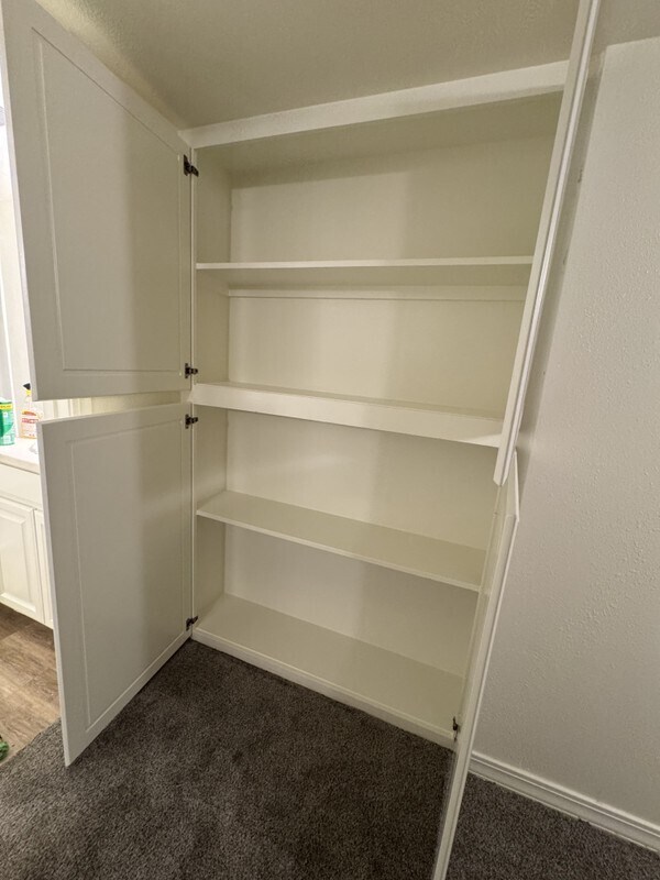 Building Photo - 95 S 600 E