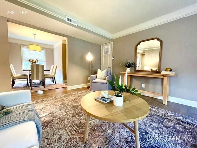 Building Photo - 4423 Roanoke Pkwy