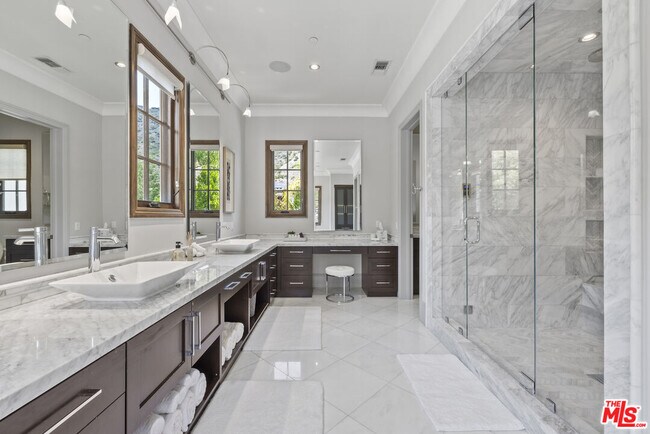 Building Photo - 29450 Malibu View Ct