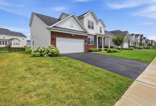 Building Photo - 637 Bald Eagle Dr