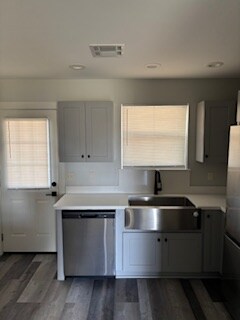 Building Photo - 3420 Jackson Blvd