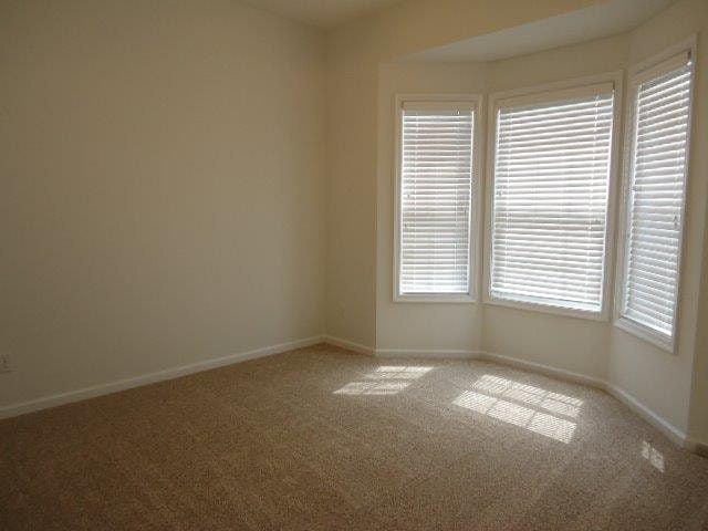 Building Photo - 329 Egret Ct