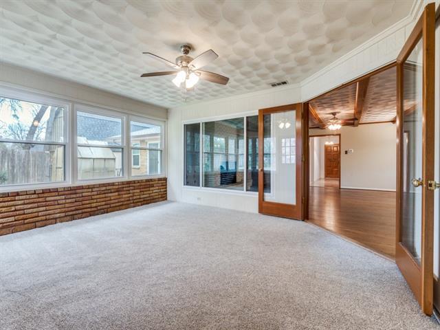 Building Photo - 2936 Woodmere Dr