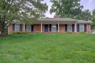 Building Photo - COMING SOON! 3 Beds| 2 Baths Updated Ranch...