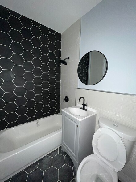 Building Photo - 311 64th St