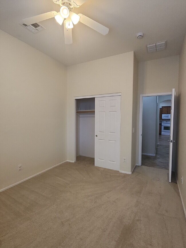 Building Photo - "Charming 3-Bed with 2 Full Baths and 2,162 Sq Ft of Comfort in Vistancia Village Peoria, AZ!"