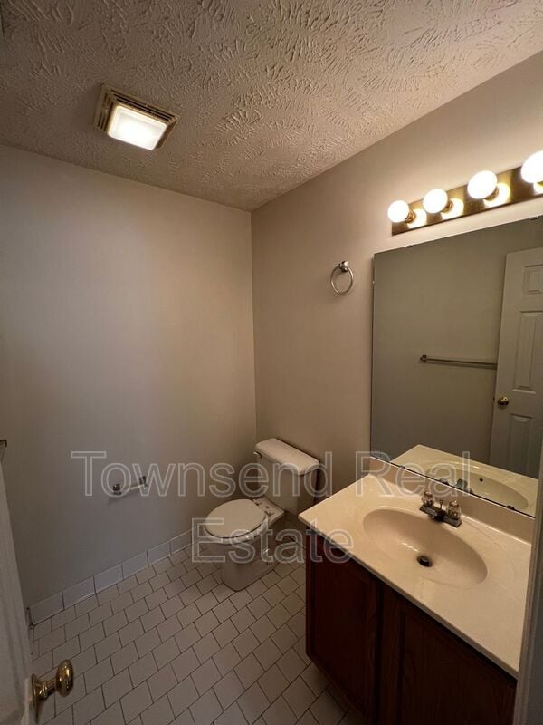 Building Photo - 1016 Ancestry Dr