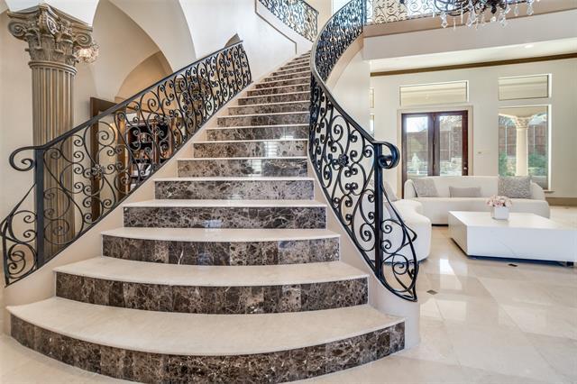 Building Photo - 1634 Torrey Pines Ln