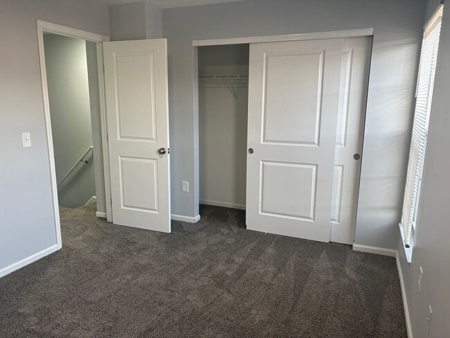 Building Photo - Charming & NEWLY Renovated 2-Bedroom Condo in Preserve Crossing