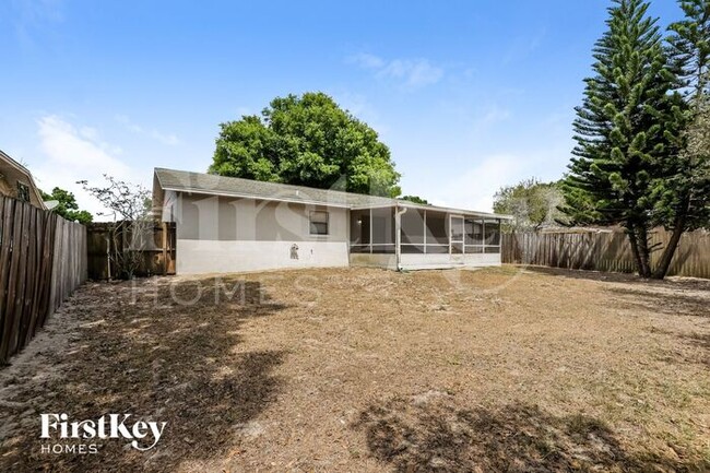 Building Photo - 398 Lake Daisy Dr