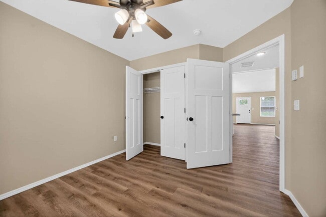 Building Photo - BRAND-NEW 4BR/2BA Duplex/Patio home with Garage - Available Now near Hollister, Schools