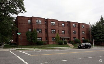 Building Photo - 6713 14th St. Apartments