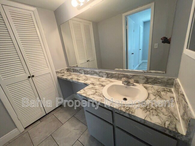 Building Photo - 7502 BOLANOS Ct