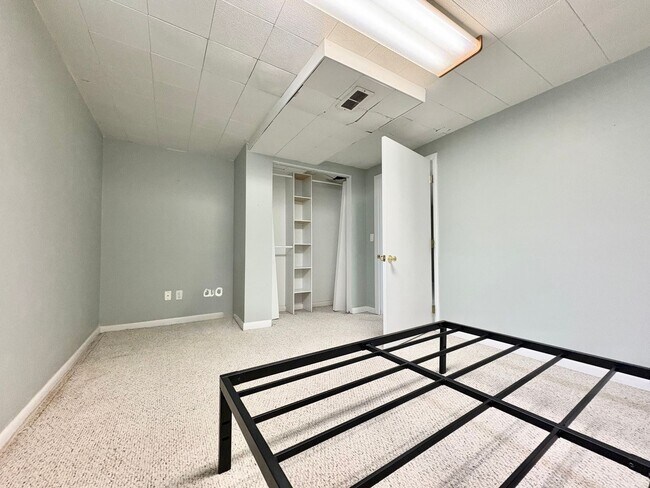 Building Photo - Charming 3-Bedroom Millcreek Home!